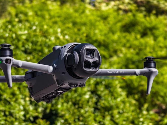 大疆无人机 mavic pro