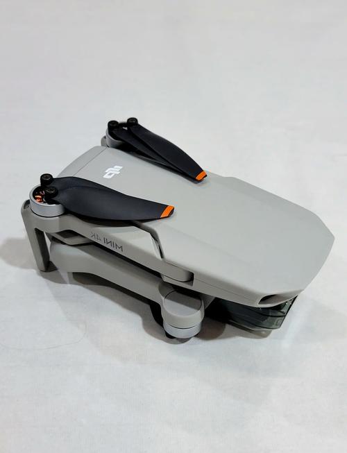 大疆无人机maciv mini