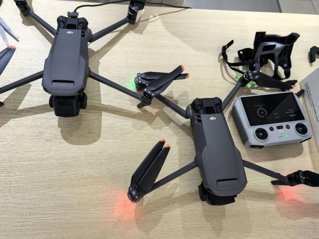 大强与parrot无人机,核心差异与市场定位如何?-图3 大强与parrot无人机,核心差异与市场定位如何?-图3