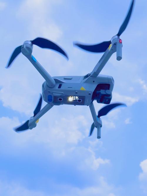 大疆御Air无人机与平板如何协同操控？-图3