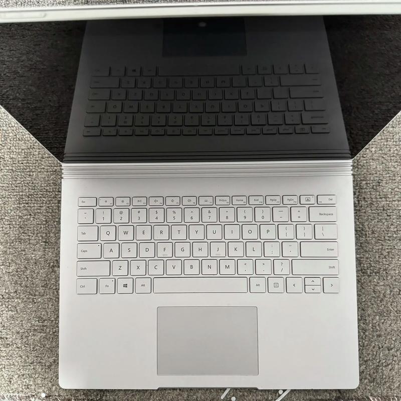 Surface Book液冷技术实际散热效果如何？-图1