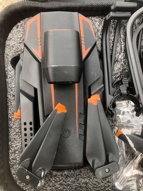 无人机摔了亮红灯,咋修?-图2 无人机摔了亮红灯,咋修?-图2