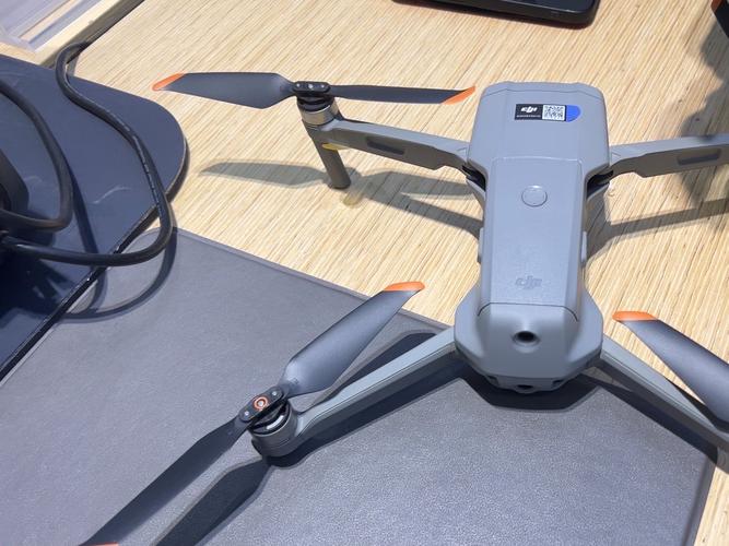 Brainlink如何操控无人机？-图1