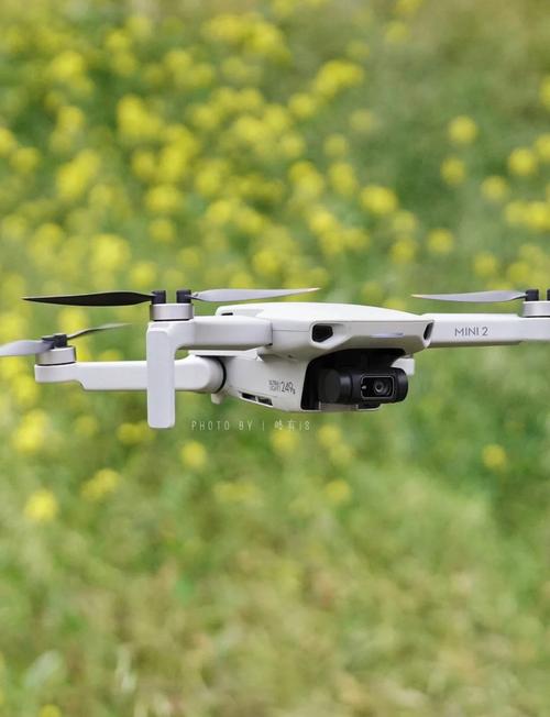 Facebook微型无人机有何用途与挑战？-图1