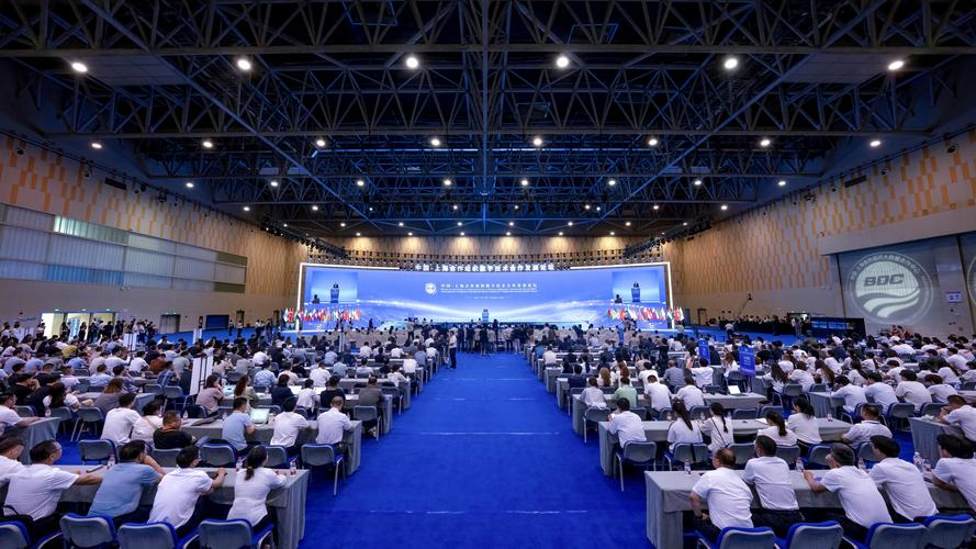 Hadoop 2025峰会将聚焦哪些前沿技术突破？-图2