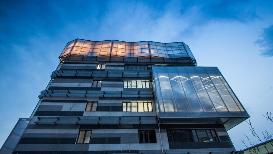 TensorFlow技术社区有哪些核心价值与优势？-图1