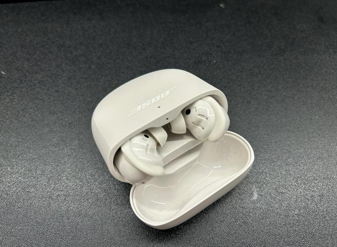 Bose主动降噪与音量，如何平衡降噪效果与听感舒适度？-图1