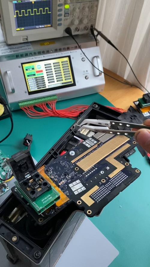 大疆农业植保无人机拆解后有何核心优势?-图3 大疆农业植保无人机拆解后有何核心优势?-图3