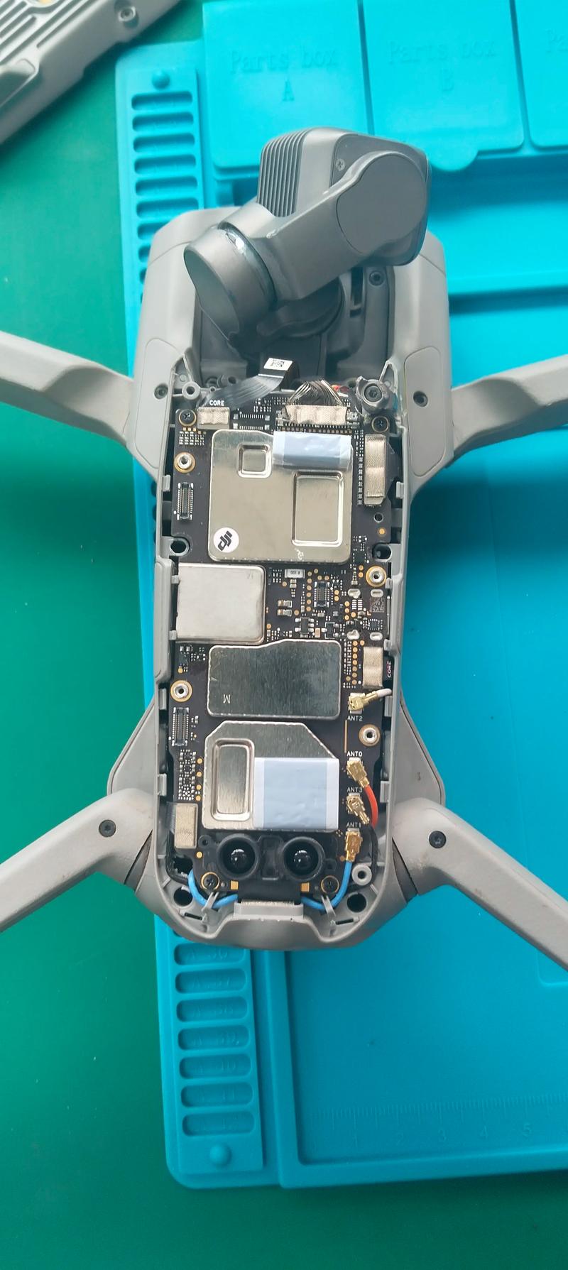 大疆无人机GPS拆卸步骤是怎样的？-图1
