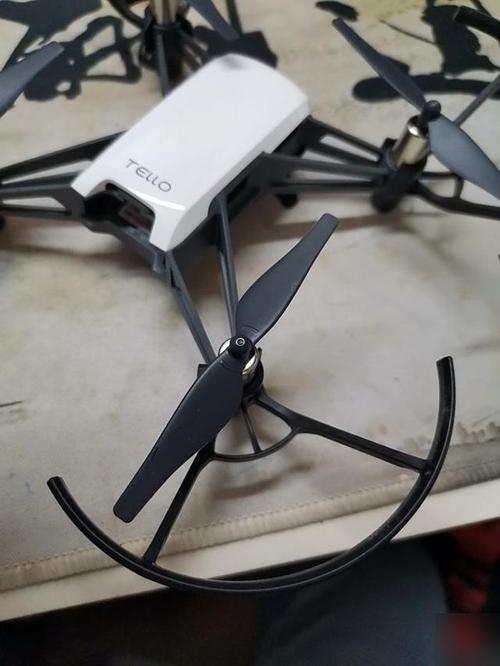 特洛无人机室外悬停为何往后偏移？-图2