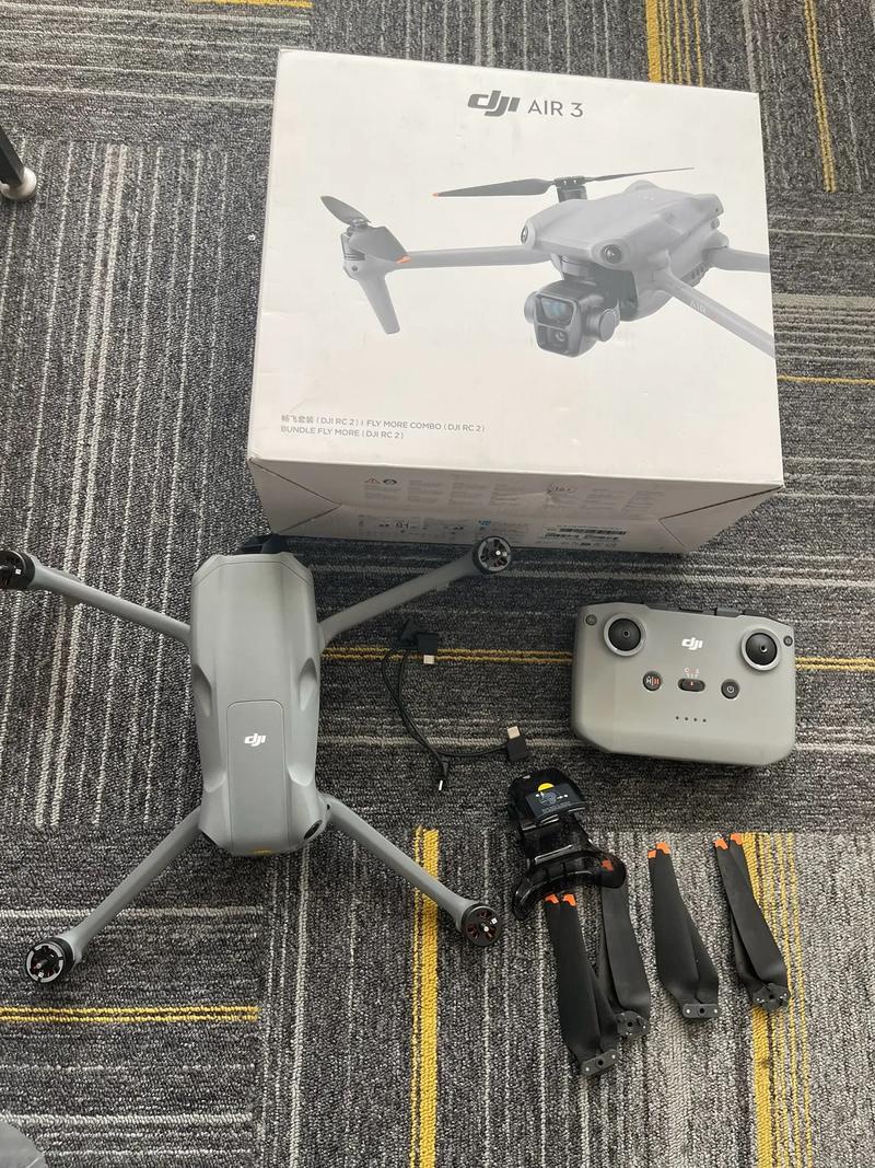 遥控飞机为什么叫无人机-图2