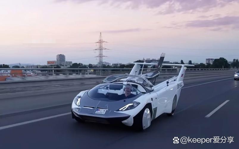 美国无人机袭击白色汽车-图2