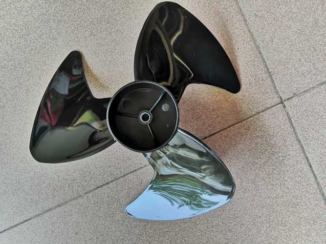 Revell无人机扇叶怎么选/装/修?-图1 Revell无人机扇叶怎么选/装/修?-图1