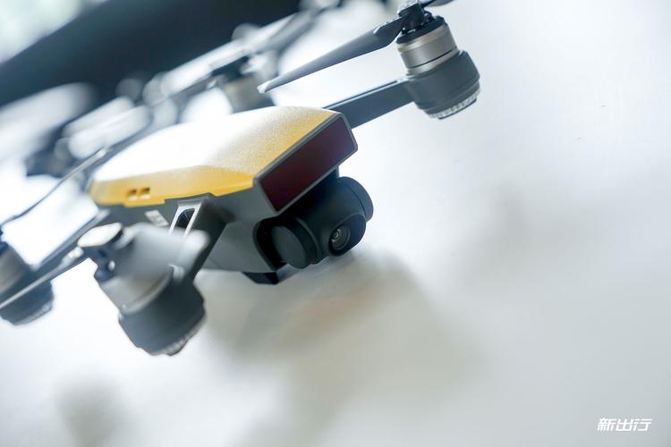 Spark晓无人机照明有何独特优势？-图3