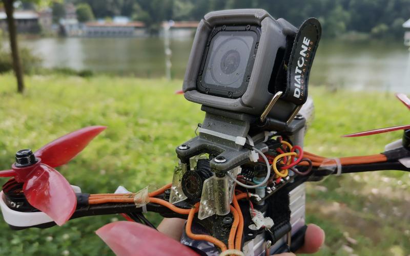 如何给无人机安装GoPro？-图1