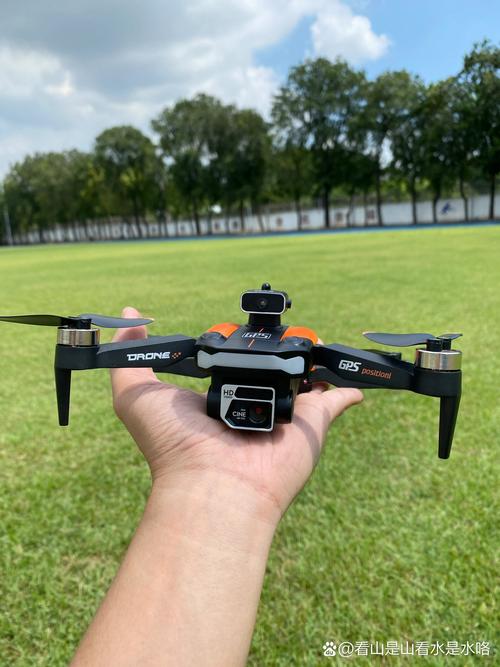 hover跟拍无人机,如何实现精准稳定跟拍?-图3 hover跟拍无人机,如何实现精准稳定跟拍?-图3