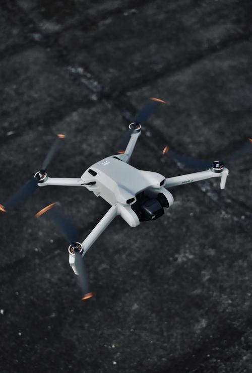 Group 3无人机有何独特性能或应用？-图3