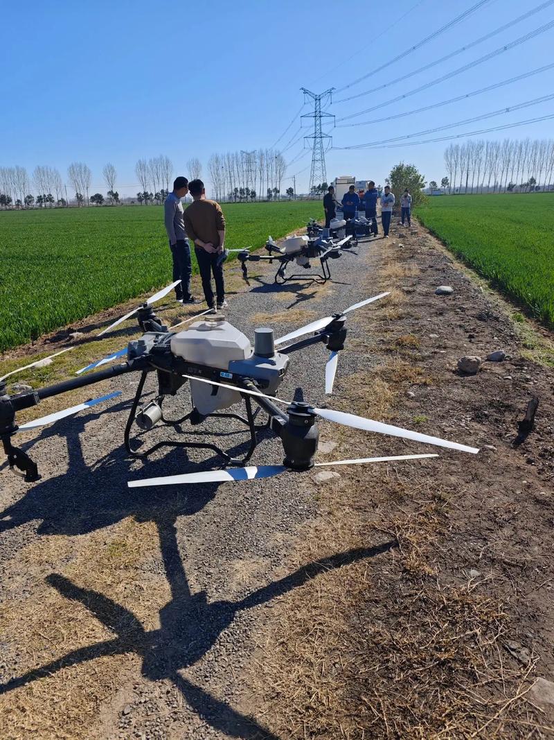 大疆喷药无人机20斤水能喷多久？-图3