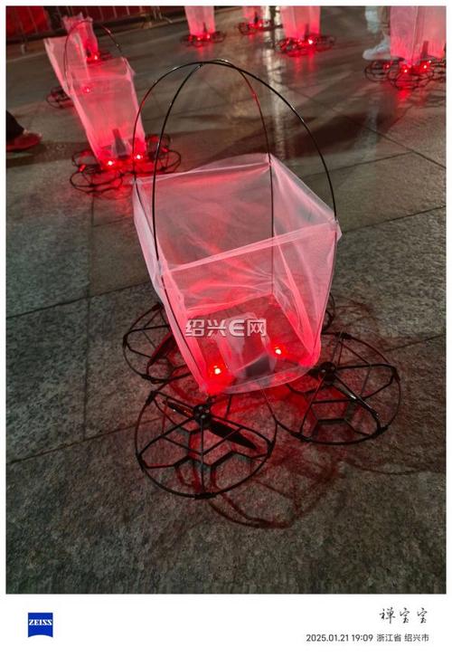 国内首个无人机孔明灯，能飞多高？-图1