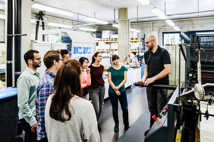 国外技术转移中介公司如何高效运作？-图1