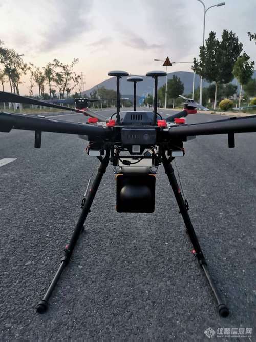 无人机自备运动摄像机-图2