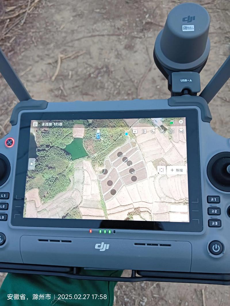 无人机遥控器为何自带屏幕？-图3