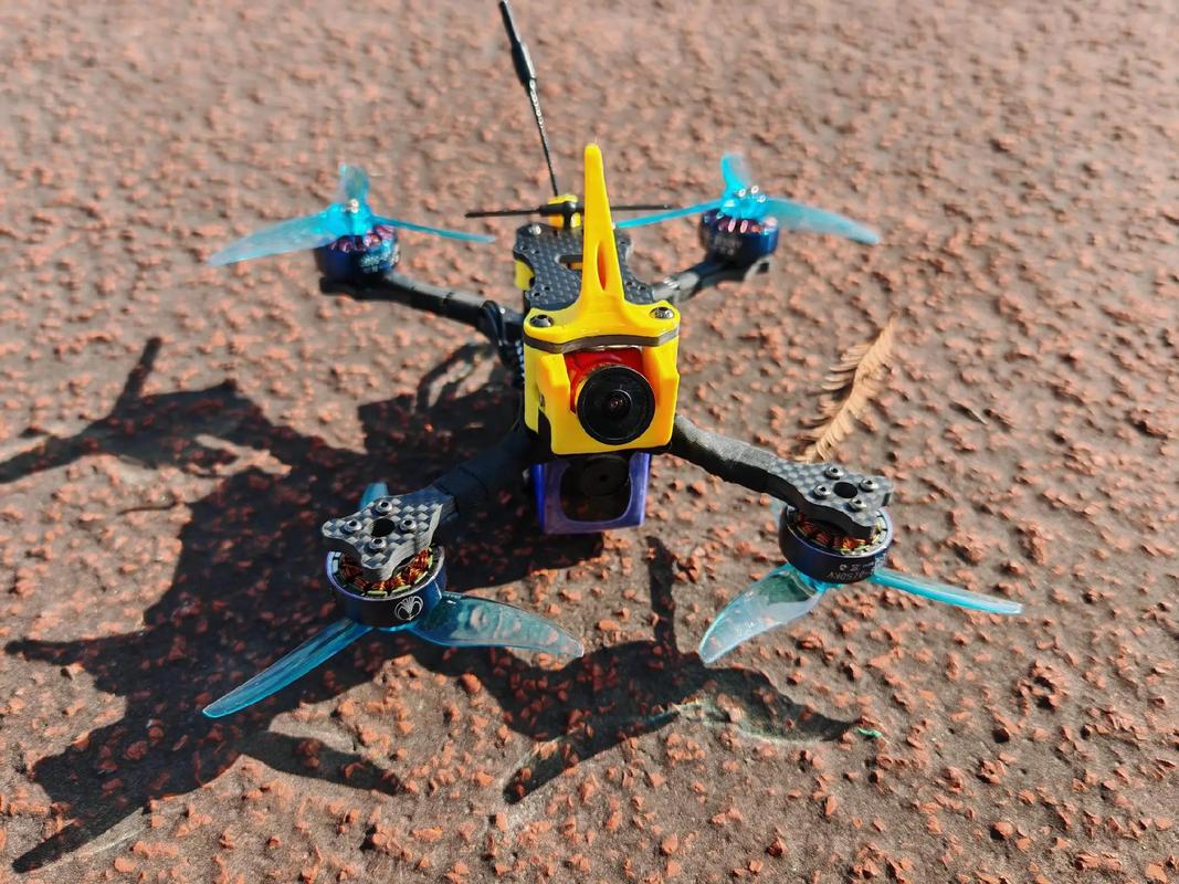 无人机如何改装实现远距离飞行？-图1