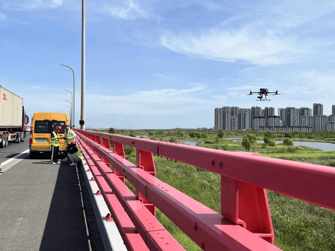 重庆桥梁检测无人机如何高效巡检?-图1 重庆桥梁检测无人机如何高效巡检?-图1