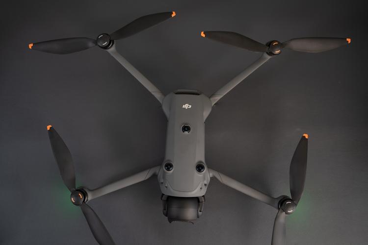 性价比高的四轴无人机怎么选？-图2